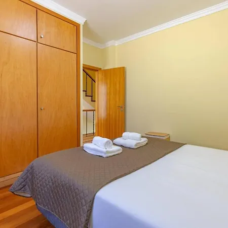 Semesterbostad Flowers Island House 4 Caniço