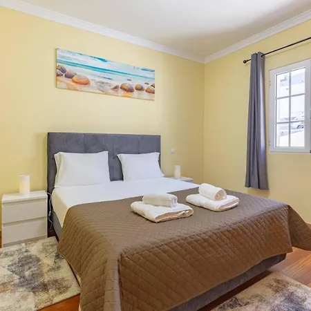 Flowers Island House 4 Semesterbostad Caniço