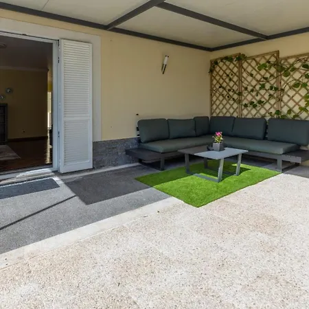 Flowers Island House 4 Semesterbostad Caniço