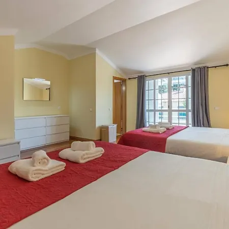 Flowers Island House 4 * カニコ