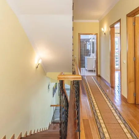 Flowers Island House 4 Feriehus *