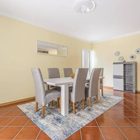 別荘 Flowers Island House 4 カニコ