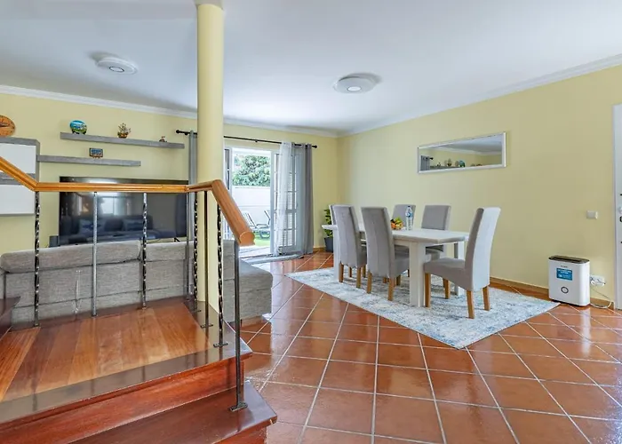 בית נופש Flowers Island House 4