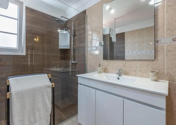 Flowers Island House 4 בית נופש