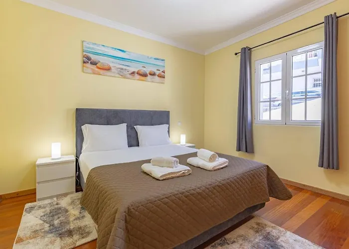 Flowers Island House 4 קאניקו